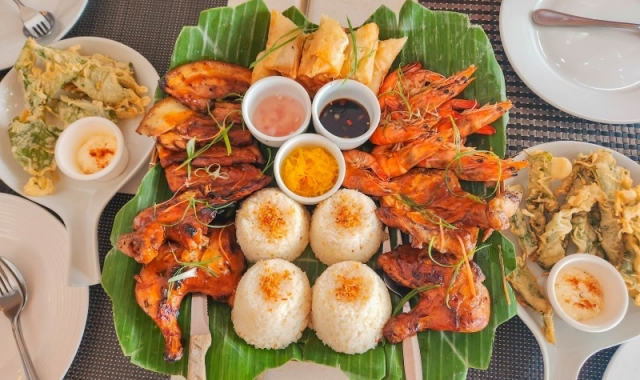 Boracay: Coral Garden & Balanghai Hopping Tour