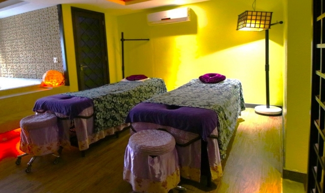 사이판 하나미츠 호텔 스포츠 & 아로마 마사지