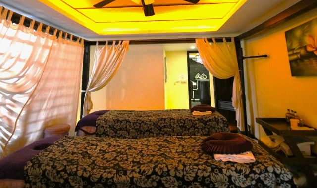 사이판 하나미츠 호텔 스포츠 & 아로마 마사지