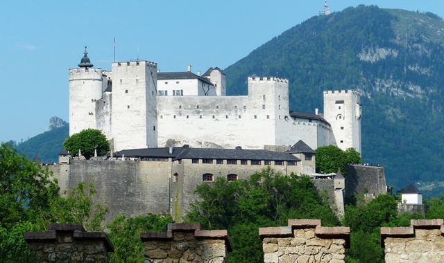 [체코메이트] [1박2일] 프라하에서 체스키 크룸로프 - 할슈타트 - 고사우 - 볼프강 호수 - 잘츠부르크 도착 투어 (소수 정예, 폴라로이드 사진)