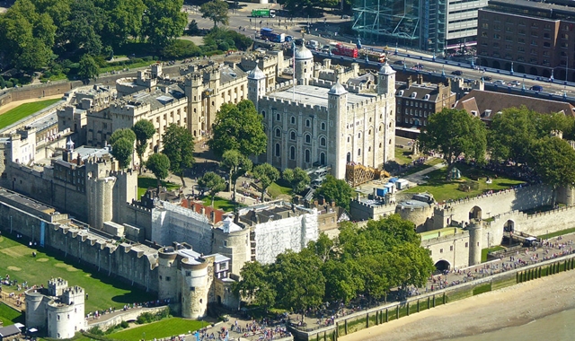 [솔앤비] 빠른 입장! 런던 탑 내부 투어