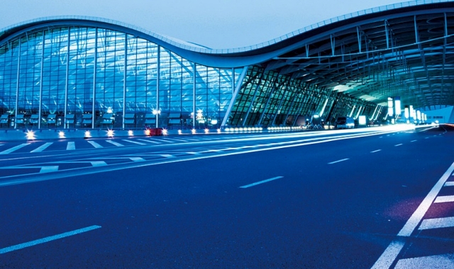 Shanghai & Hongqiao: Private Pickup & Drop-off Service