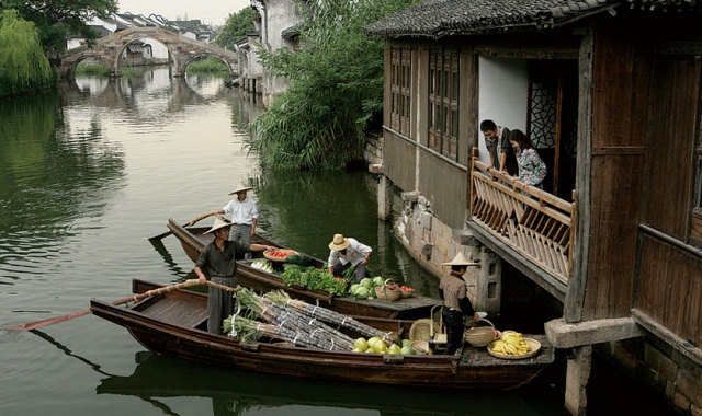 상하이 우전수향마을 야간투어 (입장료 & 동책 유람선 포함)