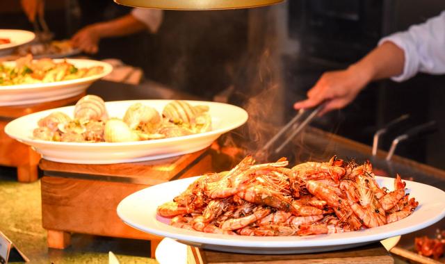 다낭 푸라마 리조트 디너 뷔페