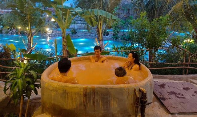 나트랑 혼땀 머드 온천 단독 투어 (왕복 차량 & 빈펄하버 케이블카 포함)