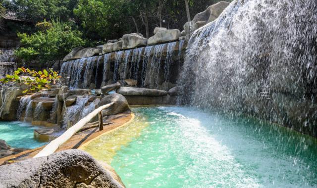 나트랑 혼땀 머드 온천 단독 투어 (왕복 차량 & 빈펄하버 케이블카 포함)