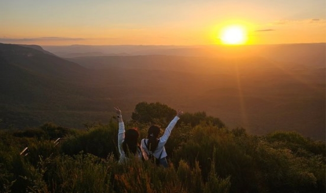 Blue Mountains Day & Night with Trekking & Scenic World Tour