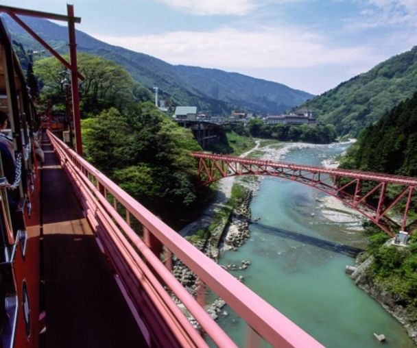 activity_detail_image