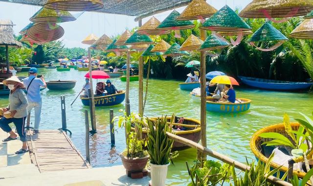 [단독] 호이안 바구니배 체험 & 올드타운 야경 (소원배/소원초) 단독 투어 + 미노스파 #체크아웃 #샤워실