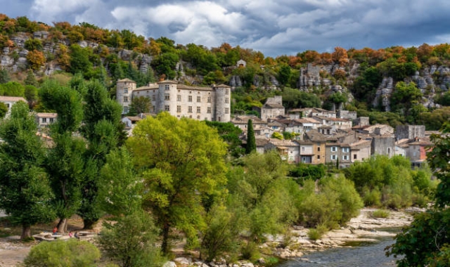 [굿맨가이드] 바르셀로나 출발: 프랑스 남부 택시투어 - 카르카손,  툴루즈, 라그라스, 나르본