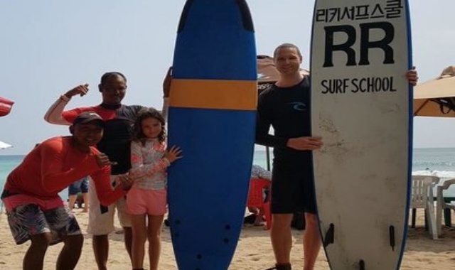 발리 꾸따 비치 서핑 레슨 by 리키서프스쿨