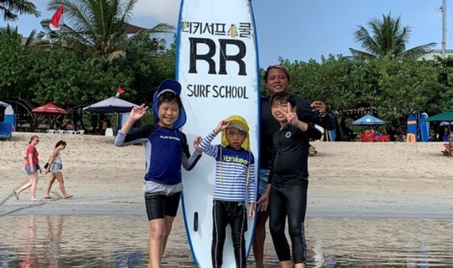 발리 꾸따 비치 서핑 레슨 by 리키서프스쿨