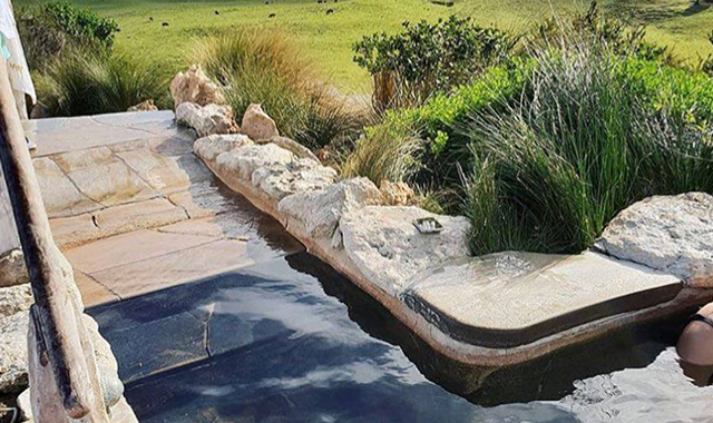 [조이투어] 감성 힐링 와인 또는 맥주, 선셋 별밤 온천 프리미엄 투어 (호텔 샌딩)