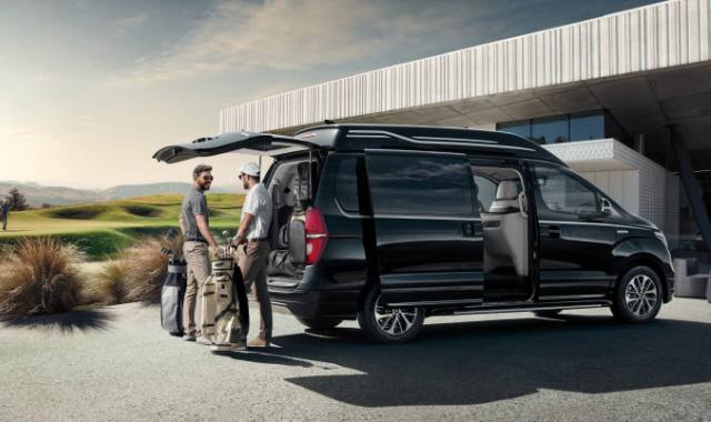 Yanji: 1-Day Car Rental Tour (9 Hours)