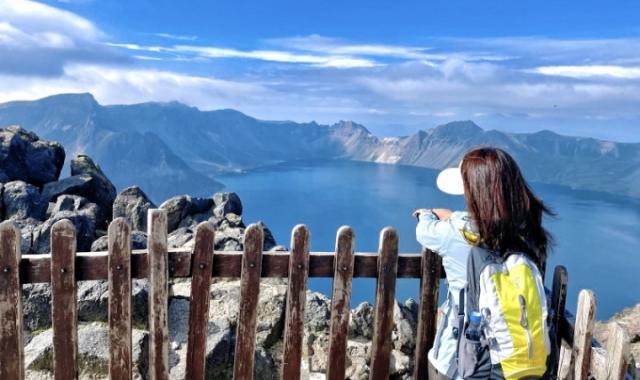 연길 출발: 백두산 천지를 만나는 데이 투어 (북파 코스)