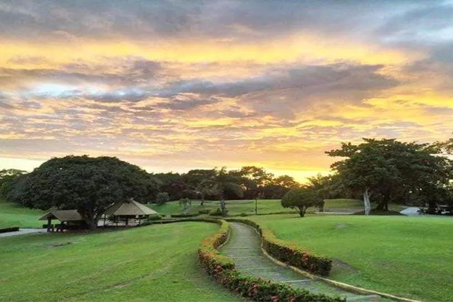 마닐라 할로우 릿지 필리피나스 골프 클럽 - 18홀 그린피 & 카트피