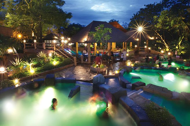 マレーシア サンウェイ・ロスト・ワールド・オブ・タンブン+イポー温泉チケット