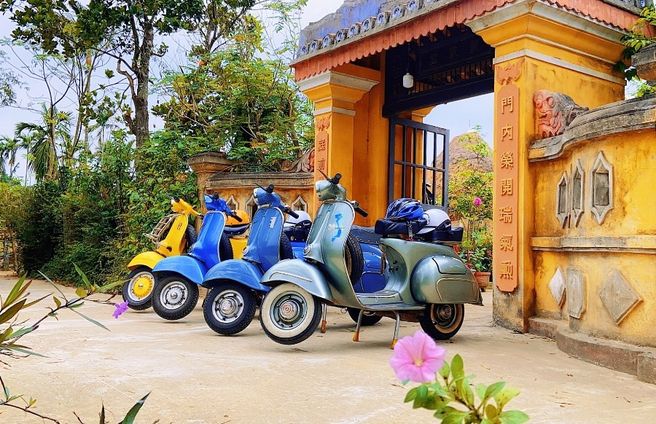 Hoi An Scooter Street Food Tour