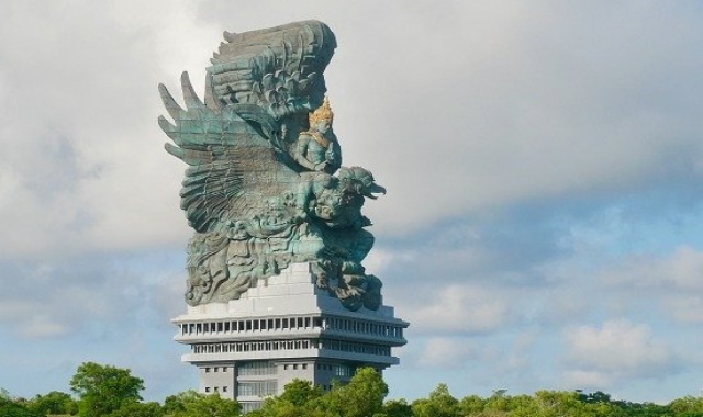 발리 울루와뚜 남부 단독 투어 (왕복 픽업 포함)