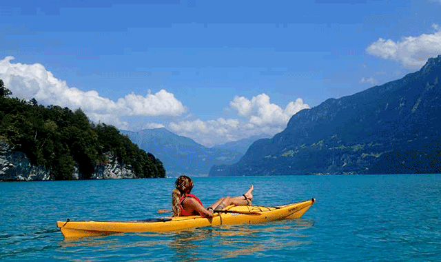 【夏】インターラーケン ブリエンツ湖 カヤックツアー