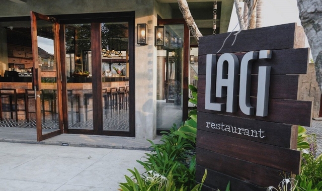 발리 남부 따나롯 & 짱구 지역 투어 (왕복 픽업 포함)