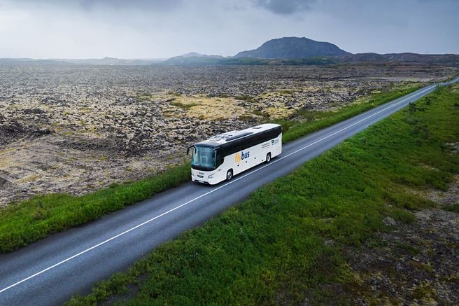 ケプラヴィーク - レイキャビク 空港バス往復チケット