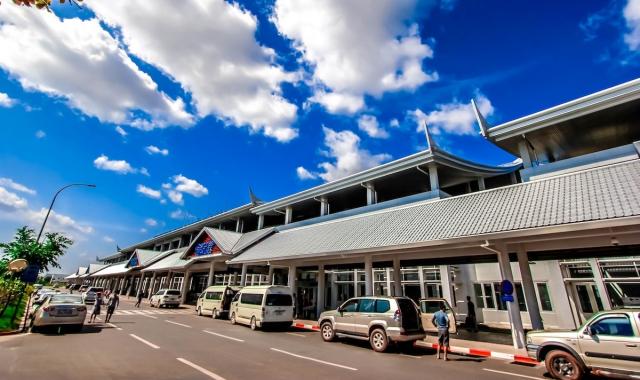 비엔티안 - 방비엥 렌트카 (공항 / 호텔 픽업 & 샌딩)