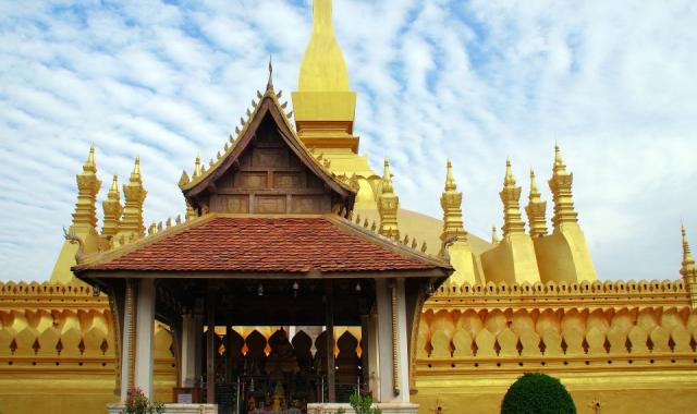 비엔티안 시티 단독 투어 (탓루앙, 빠뚜싸이, 왓시사켓, 호파깨오 / 2시간)