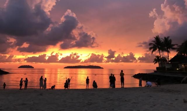 [마이힐링코타] 패들보드 레이싱 챔피언 출신 강사님과 함께! 탄중아루 선셋 패들보드 체험