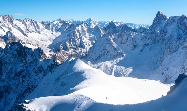 モンブラン・シーニック軽飛行機ツアー