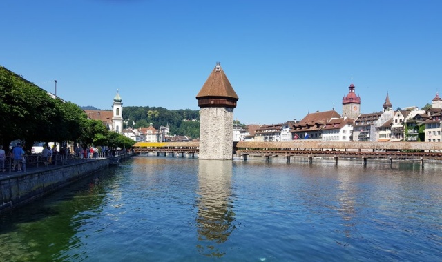 인터라켄 출발: 아레슐루트 & 루체른 & 라인폭포 하루 투어