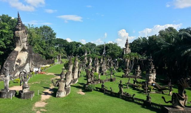 비엔티안 트래블라오 시티 + 부다파크 단독 투어 (5시간)