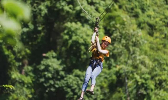 방비엥 액티비티 투어 (카약킹, 동굴튜빙, 짚라인, 블루라군 선택 가능)