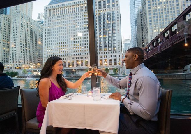 Chicago Premium Dinner Cruise