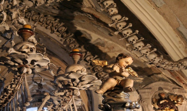 [후니가이드] 뭉치면 싸다! 보헤미아의 숨은 보석, 쿠트나 호라 투어