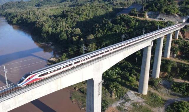 비엔티안 - 방비엥 LCR 고속 열차 티켓