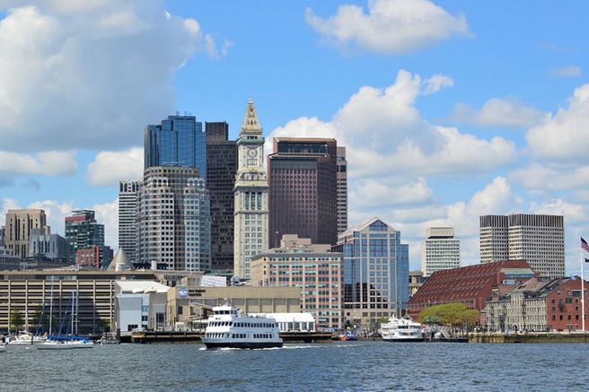 Boston Harbor Historic Sightseeing Cruise