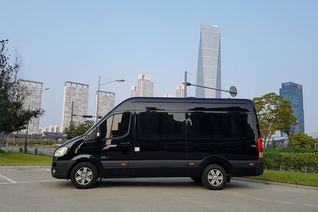 쏠라티 12인승 인천공항 픽업 & 샌딩 서비스