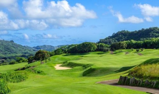 Hawaii: Waikele Country Club 18-Hole Golf Round with Cart