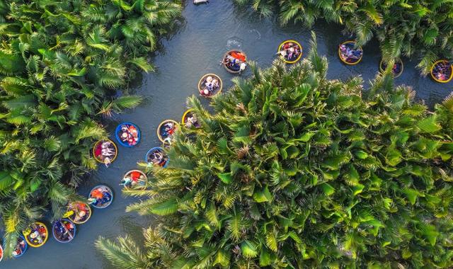 다낭/호이안 출발: 호이안 코코넛 마을 & 올드타운 일일 투어 + 소원초 포함 (WAUG Exclusive)