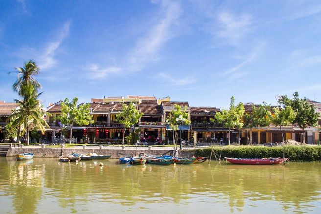 Da Nang/Hoi An Departure: Hoi An Coconut Village & Old Town Day Tour + Wish Lantern (WAUG Exclusive)