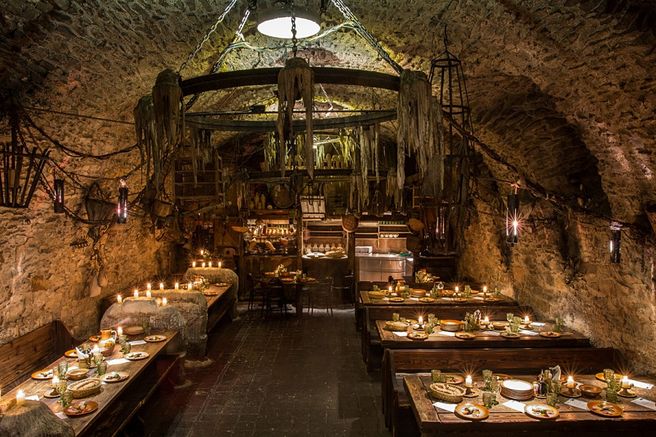 Prague Medieval Restaurant Dinner & Show Ticket