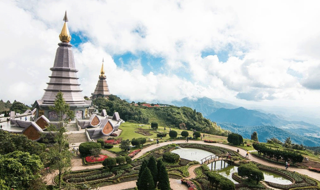 치앙마이 코끼리 생츄어리 & 도이인타논 트래킹 일일 투어 (숙소 픽업 & 샌딩 포함)