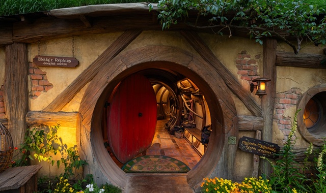 [다니엘] 뉴질랜드 오클랜드 출발: 와이토모 반딧불 동굴 & 호빗마을 단독 투어