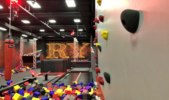 香港 ライズ・アルティメット・トランポリン・パーク 電子チケット