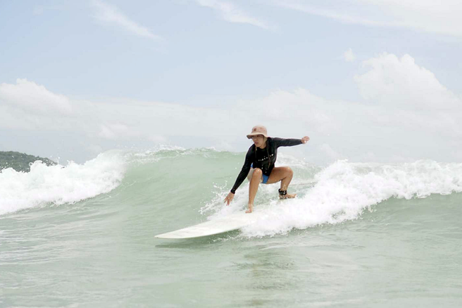 Phuket Private Surfing Class