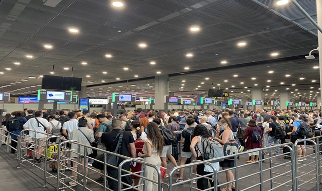 Bangkok Suvarnabhumi Airport VIP Immigration Fast Track (WAUG Exclusive Offer)