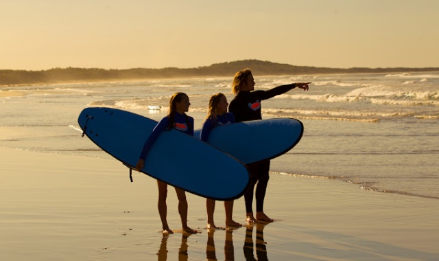 빅토리아 'Go Ride a Wave' 서핑 레슨 (오션 그로브 비치)