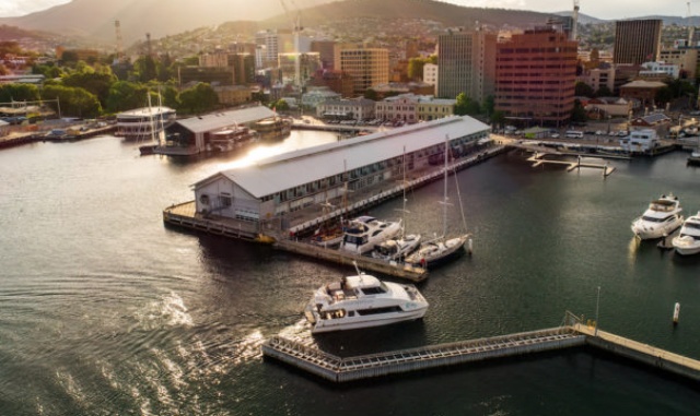 호주 타즈메이니안 와일드 씨푸드 어드벤처 크루즈