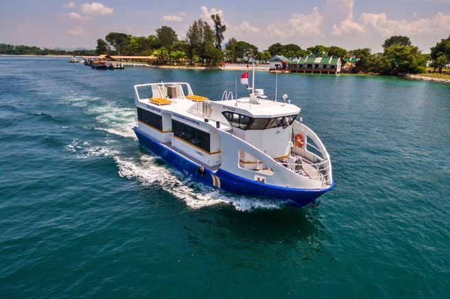 Singapore Island Cruise & Ferry (St. John's Island, Kusu Island)